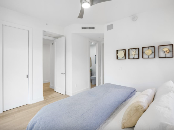 Ultra Posh South end Condo with Private Pool and Spa